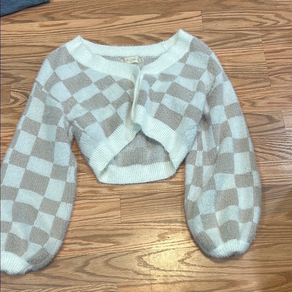 Checkered Knit Sweater in Cream and Tan